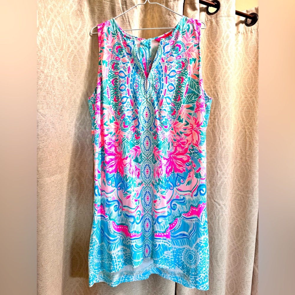 LILLY PULITZER
KELBY STRETCH SMIFT
HOT TAMALE ENGINEERED SHIFT
